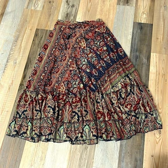 cienna Dresses & Skirts - Silky Long CIENNA CHEY SKIRT Size Large